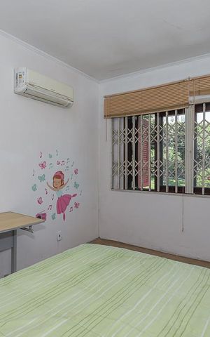 Casa à venda com 308m², 3 quartos e 4 vagasQuarto Suíte