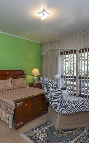 Casa à venda com 308m², 3 quartos e 4 vagasQuarto Suíte 3