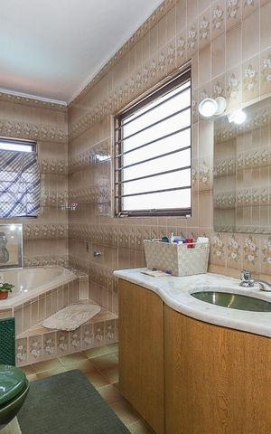 Casa à venda com 308m², 3 quartos e 4 vagasBanheiro da Suíte 3