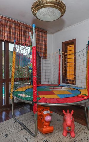 Casa à venda com 308m², 3 quartos e 4 vagasCopa