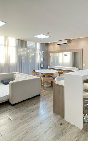 Studio à venda com 62m², 2 quartos e sem vaga Studio à venda com 62m², 2 quartos e sem vagaSala