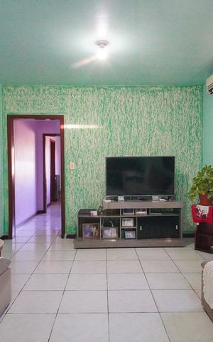 Casa à venda com 101m², 3 quartos e 1 vagaSala