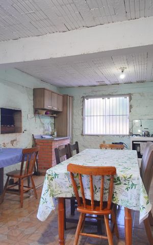 Casa à venda com 101m², 3 quartos e 1 vagaÁrea comum