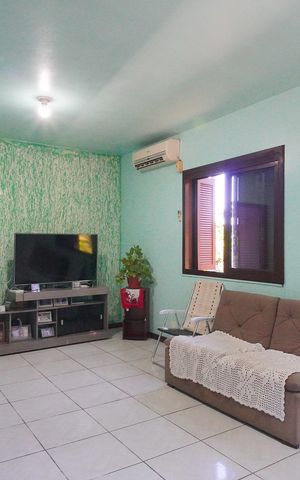 Casa à venda com 101m², 3 quartos e 1 vagaSala