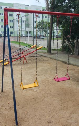 Apartamento para alugar com 50m², 2 quartos e 1 vaga Apartamento para alugar com 50m², 2 quartos e 1 vagaÁrea comum - Playground
