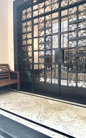 Apartamento à venda com 87m², 2 quartos e 1 vaga Apartamento à venda com 87m², 2 quartos e 1 vagaPortaria