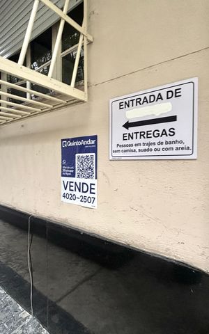 Apartamento à venda com 87m², 2 quartos e 1 vaga Apartamento à venda com 87m², 2 quartos e 1 vagaPlaca