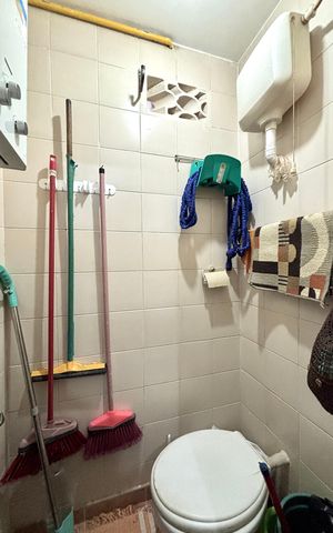 Apartamento à venda com 87m², 2 quartos e 1 vaga Apartamento à venda com 87m², 2 quartos e 1 vagaÁrea de serviço - banheiro