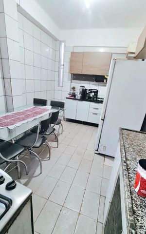 Casa à venda com 80m², 2 quartos e sem vaga