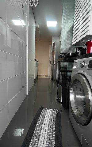 Apartamento à venda com 72m², 3 quartos e 1 vagaÁrea de Serviço