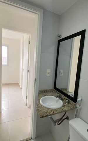 Apartamento à venda com 54m², 2 quartos e 1 vaga Apartamento à venda com 54m², 2 quartos e 1 vagaBanheiro