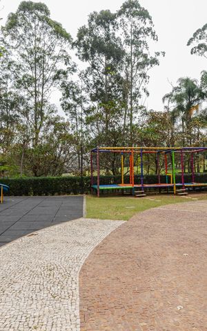 Apartamento à venda com 141m², 4 quartos e 2 vagasÁrea Comum - Playground