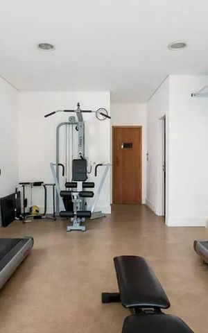 Apartamento à venda com 123m², 2 quartos e 3 vagas Apartamento à venda com 123m², 2 quartos e 3 vagasÁrea comum - Academia