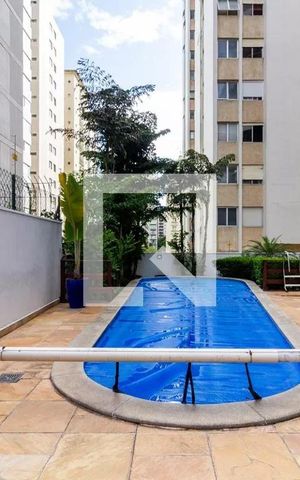 Apartamento à venda com 123m², 2 quartos e 3 vagas Apartamento à venda com 123m², 2 quartos e 3 vagasÁrea comum - Piscina