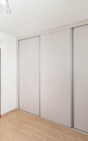 Casa à venda com 250m², 4 quartos e 3 vagasSuíte 2