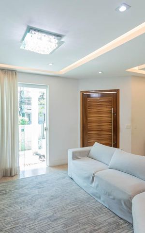 Casa à venda com 250m², 4 quartos e 3 vagasSala