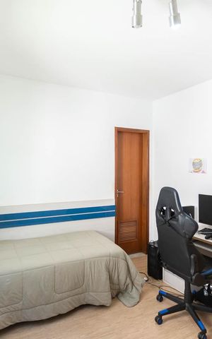 Casa à venda com 250m², 4 quartos e 3 vagasSuíte 2