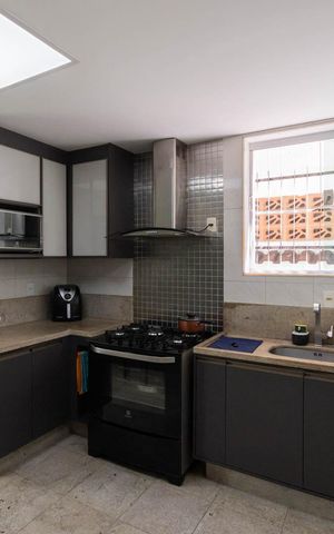 Casa à venda com 250m², 4 quartos e 3 vagasCozinha