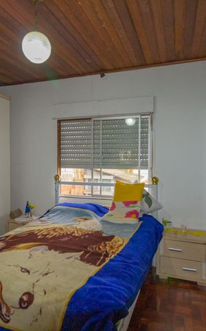 Casa à venda com 150m², 2 quartos e 5 vagas Casa à venda com 150m², 2 quartos e 5 vagasQuarto 2