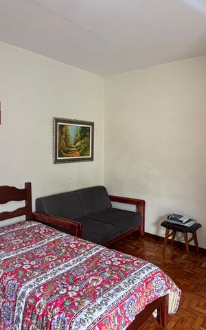 Casa à venda com 246m², 4 quartos e 2 vagas Casa à venda com 246m², 4 quartos e 2 vagasSuite