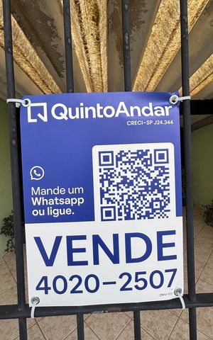 Casa à venda com 246m², 4 quartos e 2 vagas Casa à venda com 246m², 4 quartos e 2 vagasPlaca