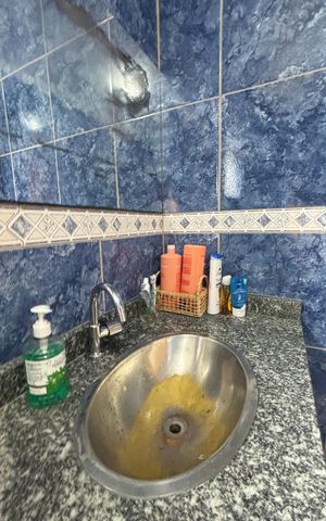 Casa à venda com 246m², 4 quartos e 2 vagas Casa à venda com 246m², 4 quartos e 2 vagasBanheiro