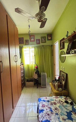 Casa à venda com 246m², 4 quartos e 2 vagas Casa à venda com 246m², 4 quartos e 2 vagasCasa 2 - Quarto