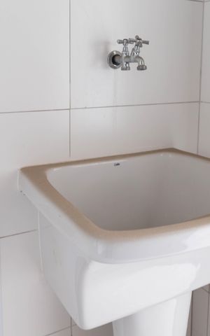 Apartamento à venda com 150m², 3 quartos e 3 vagas Apartamento à venda com 150m², 3 quartos e 3 vagasÁrea de Serviço