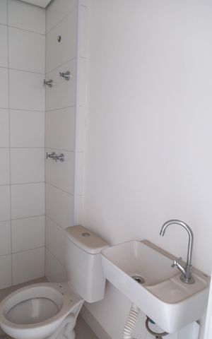 Apartamento à venda com 150m², 3 quartos e 3 vagas Apartamento à venda com 150m², 3 quartos e 3 vagasBanheiro de Serviço