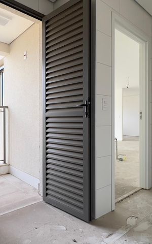 Apartamento à venda com 150m², 3 quartos e 3 vagas Apartamento à venda com 150m², 3 quartos e 3 vagasÁrea de Serviço
