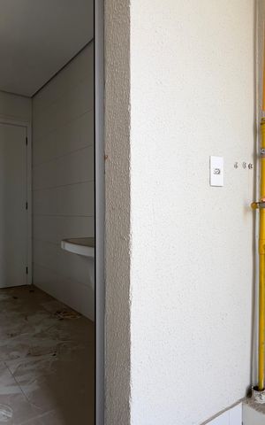 Apartamento à venda com 150m², 3 quartos e 3 vagas Apartamento à venda com 150m², 3 quartos e 3 vagasÁrea de Serviço