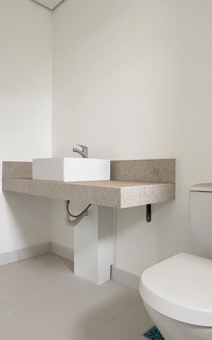 Apartamento à venda com 150m², 3 quartos e 3 vagas Apartamento à venda com 150m², 3 quartos e 3 vagasBanheiro da Suíte 1
