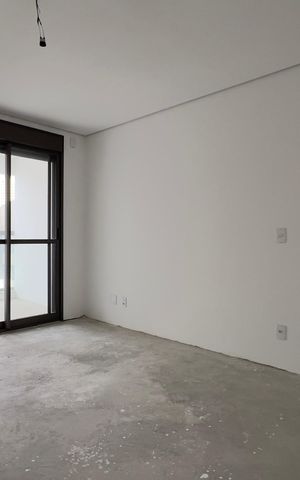 Apartamento à venda com 150m², 3 quartos e 3 vagas Apartamento à venda com 150m², 3 quartos e 3 vagasSuíte 1