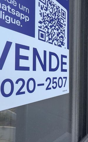 Apartamento à venda com 150m², 3 quartos e 3 vagas Apartamento à venda com 150m², 3 quartos e 3 vagasPlaca
