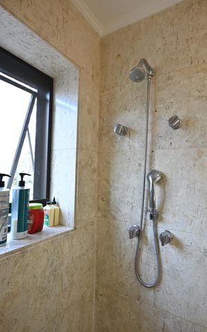 Apartamento à venda com 350m², 4 quartos e 4 vagasBanheiro