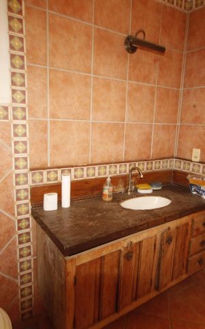 Casa à venda com 600m², 3 quartos e 2 vagasBanheiro Social