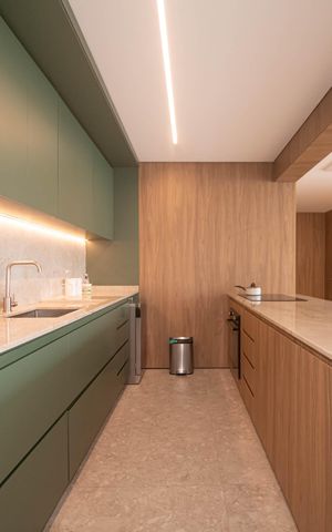 Apartamento à venda com 197m², 3 quartos e 3 vagasCozinha