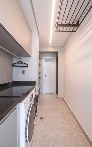 Apartamento à venda com 197m², 3 quartos e 3 vagasÁrea de Serviço