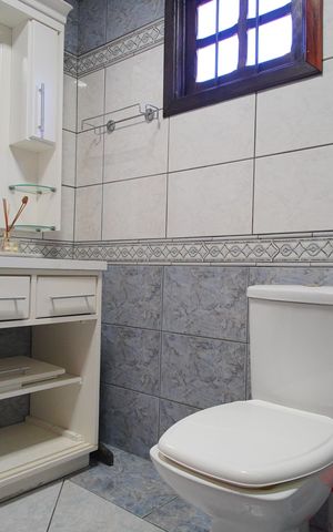 Casa para alugar com 200m², 4 quartos e 1 vagaBanheiro da Suíte