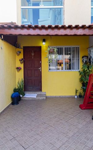 Casa à venda com 90m², 2 quartos e 2 vagas Casa à venda com 90m², 2 quartos e 2 vagasÁrea Externa