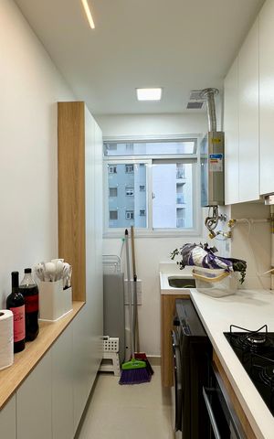 Apartamento à venda com 44m², 2 quartos e sem vaga Apartamento à venda com 44m², 2 quartos e sem vagaCozinha e Área de Serviço