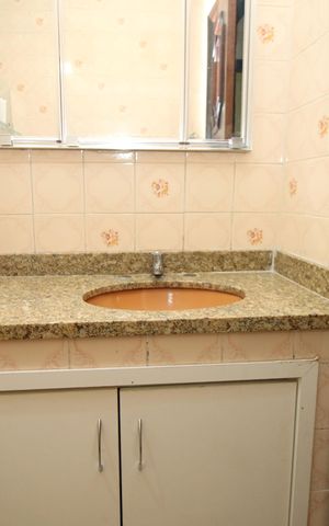 Apartamento à venda com 68m², 2 quartos e sem vagaBanheiro