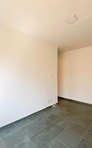 Apartamento à venda com 45m², 1 quarto e 1 vaga Apartamento à venda com 45m², 1 quarto e 1 vagaSala