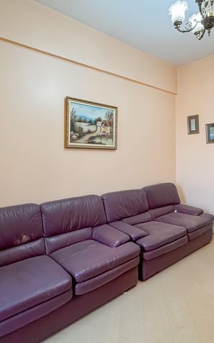 Apartamento à venda com 109m², 2 quartos e 1 vaga Apartamento à venda com 109m², 2 quartos e 1 vagaSala