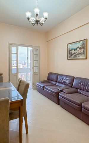 Apartamento à venda com 109m², 2 quartos e 1 vaga Apartamento à venda com 109m², 2 quartos e 1 vagaSala