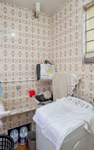 Apartamento à venda com 109m², 2 quartos e 1 vagaÁrea de Serviço