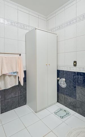 Apartamento à venda com 109m², 2 quartos e 1 vagaBanheiro Social