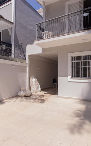 Casa à venda com 145m², 4 quartos e 2 vagasGaragem