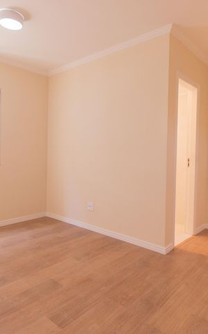 Casa à venda com 145m², 4 quartos e 2 vagasSuíte
