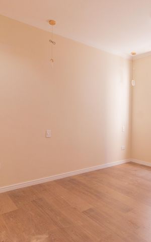 Casa à venda com 145m², 4 quartos e 2 vagasSuíte